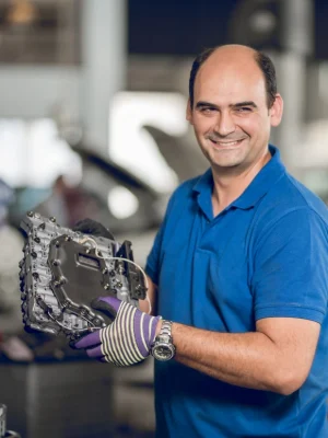 mecánico de reparación de vehículos